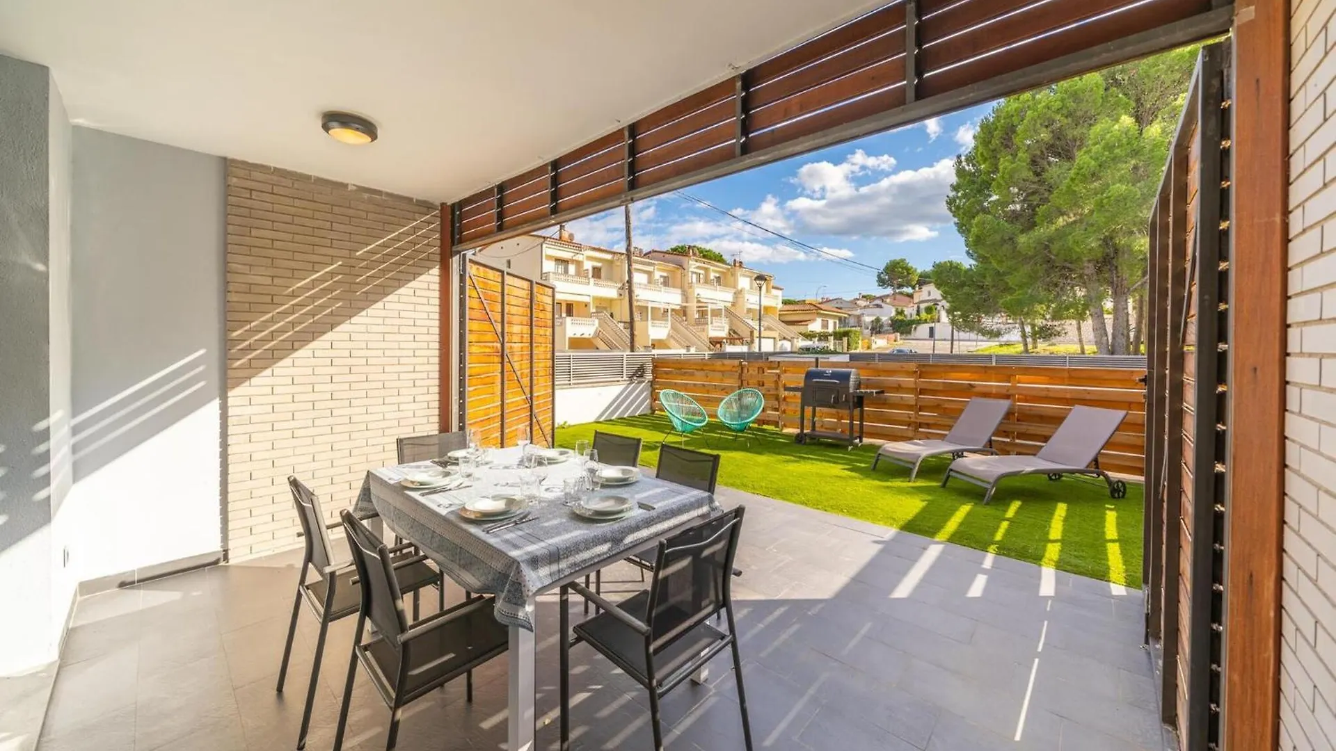 Cozy Villa With Communal Pool L' Escala Spanien